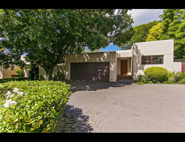 3 BEDROOM HOUSE SOLD IN CEDAR LAKES